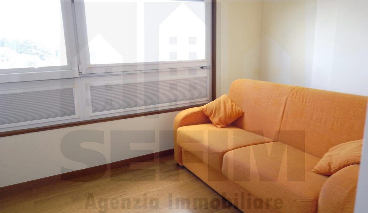 25 (Copia)